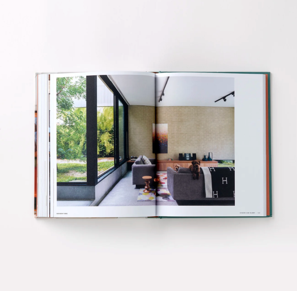 Resident Dog: Incredible Homes and the Dogs That Live There