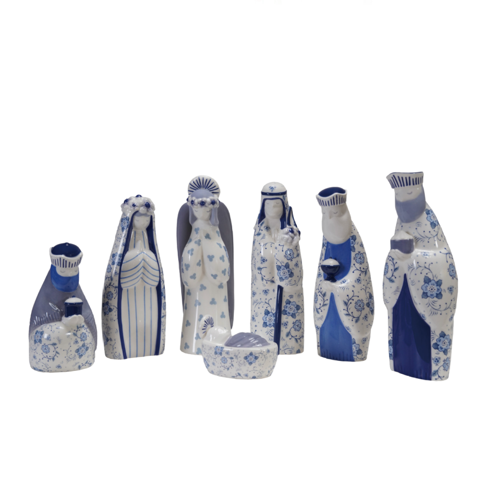 Ceramic Blue and White Nativity with Floral Pattern - 7PCS