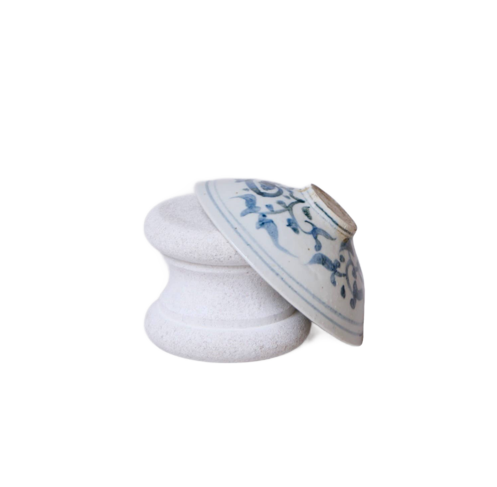 Small Blue and White Porcelain Lotus Conical Bowl