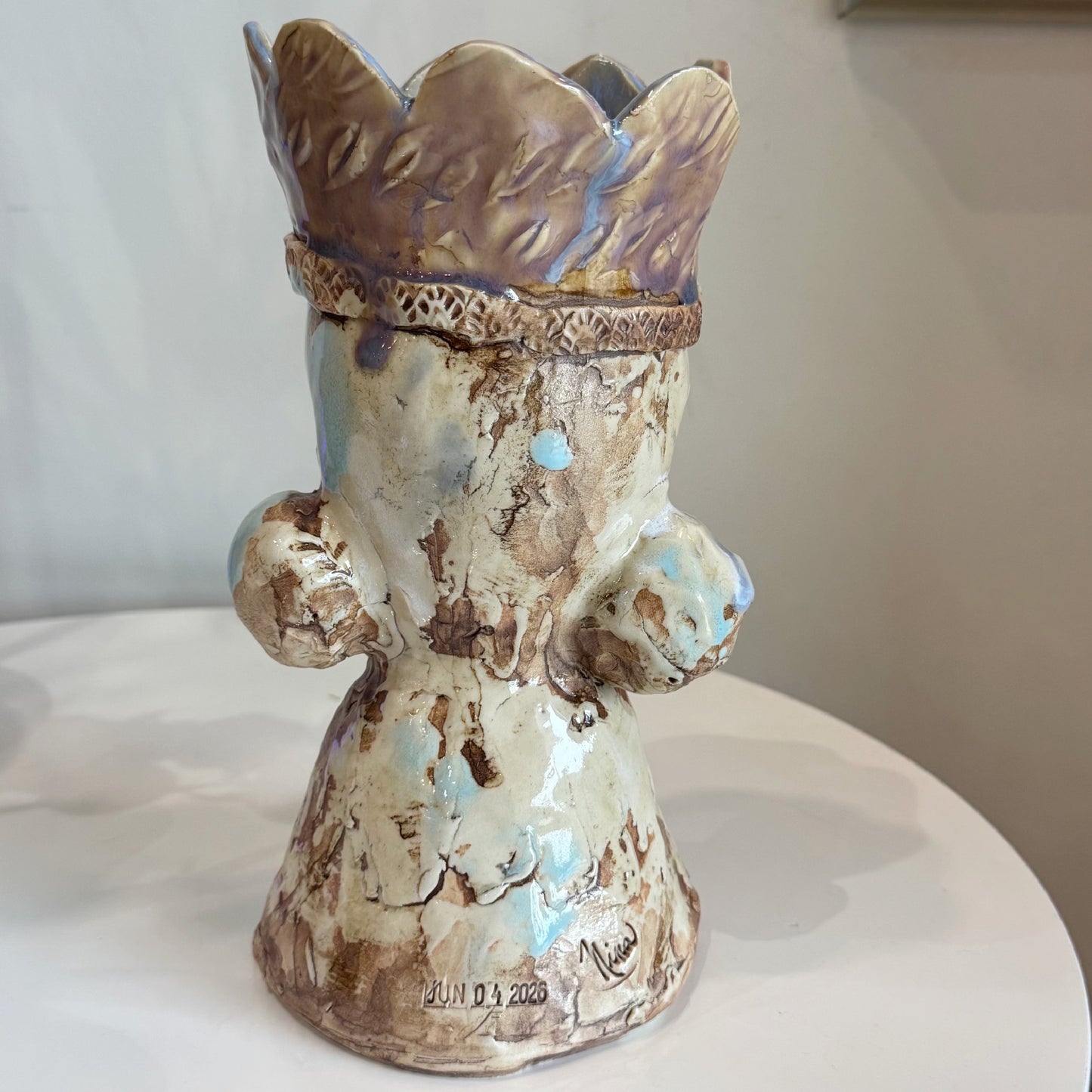 Queen Iris Pottery