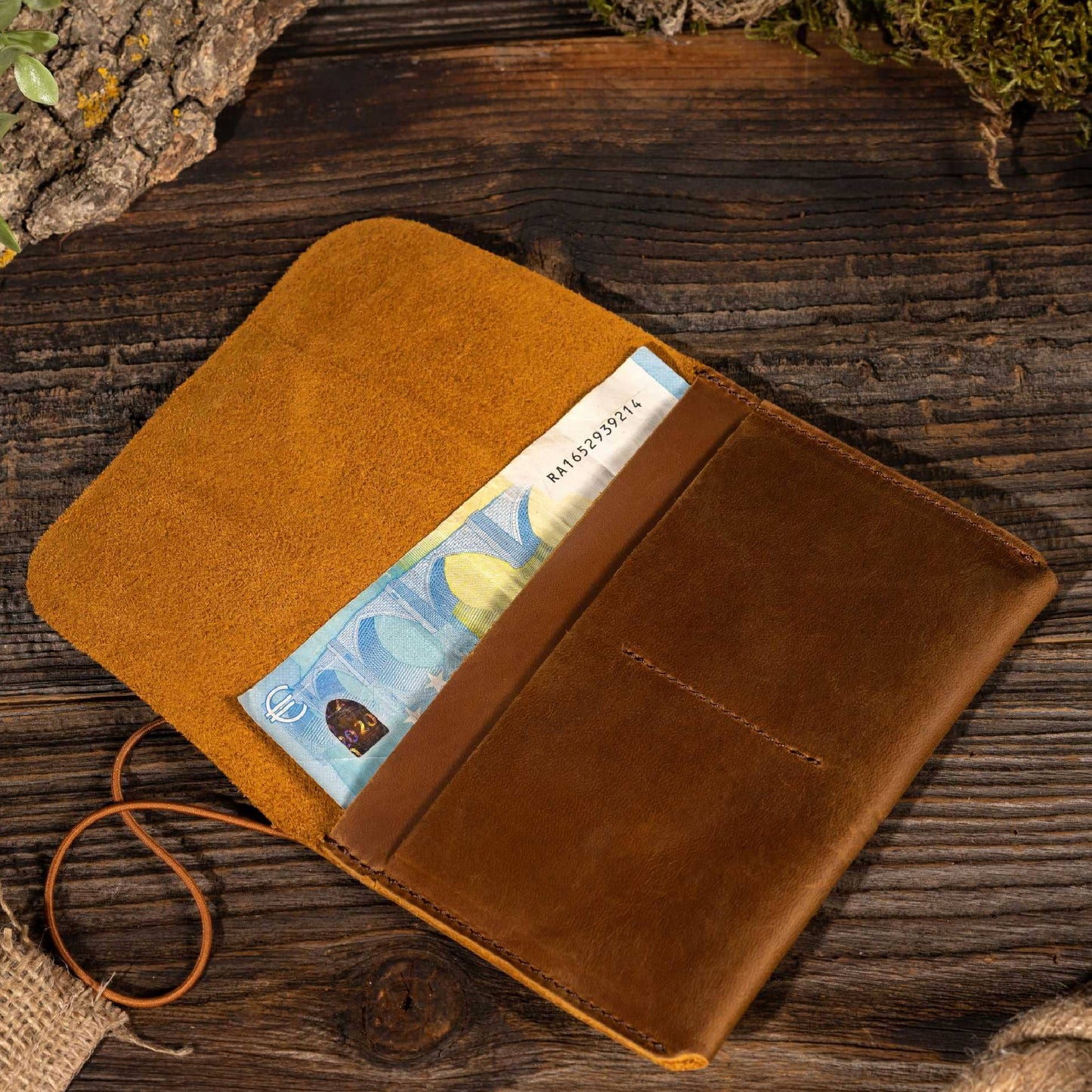 Genuine Leather Passport Holder With Strap: Brown