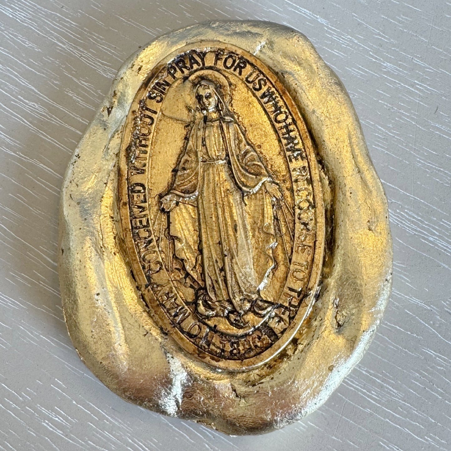 Handheld Mary Pulmonary Medallion