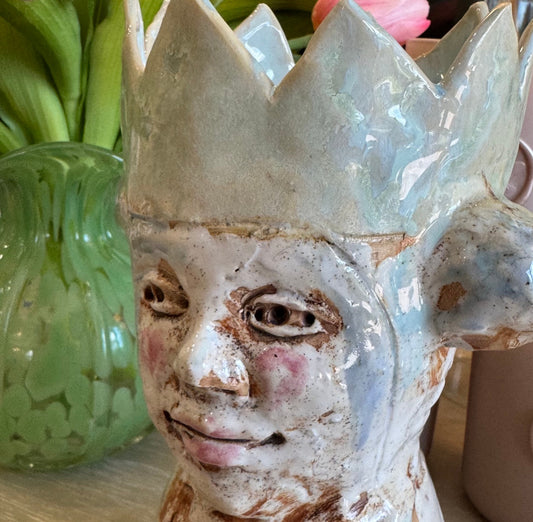 Queen Beatrix Pottery