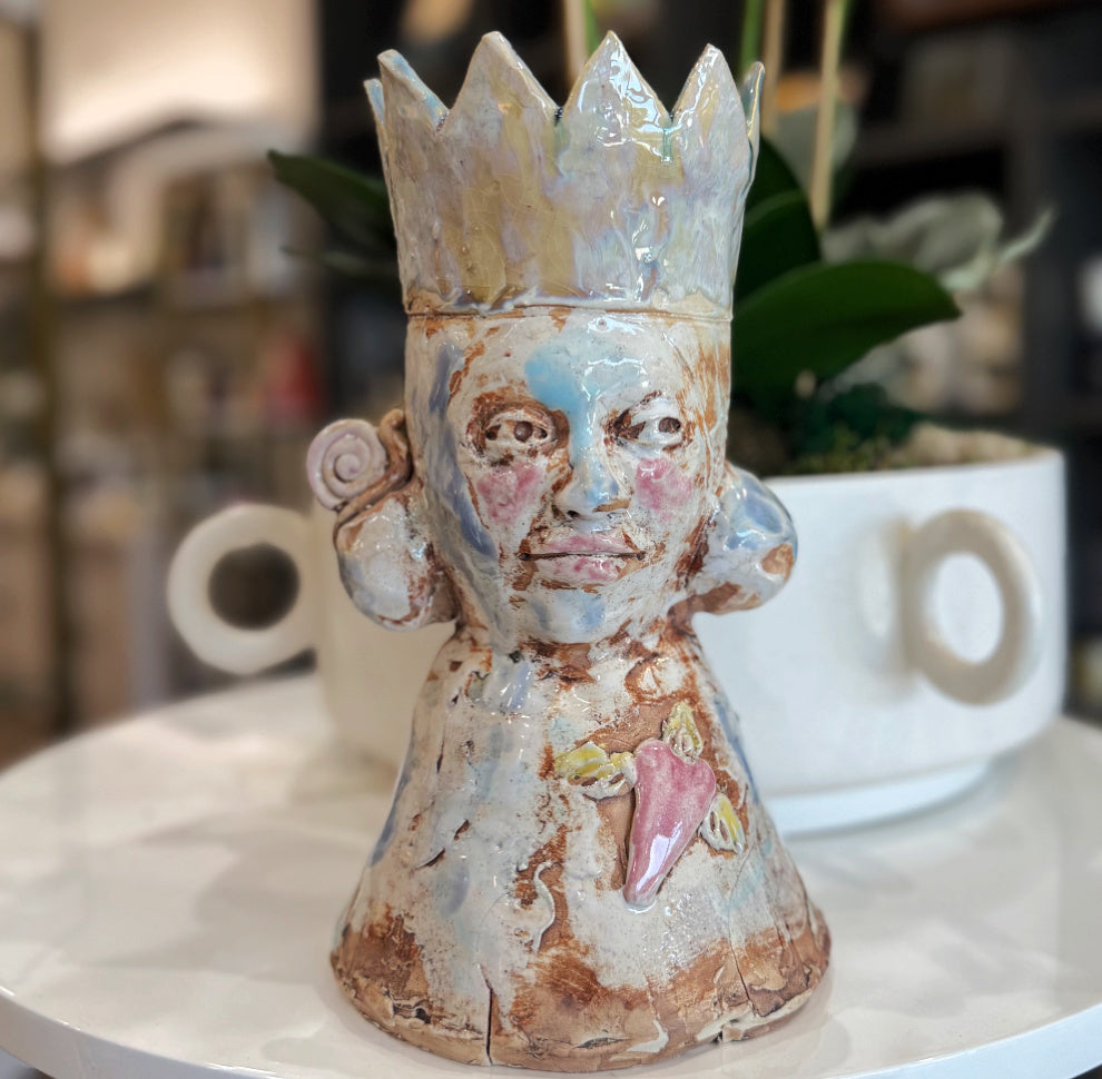 Queen Caracol Pottery