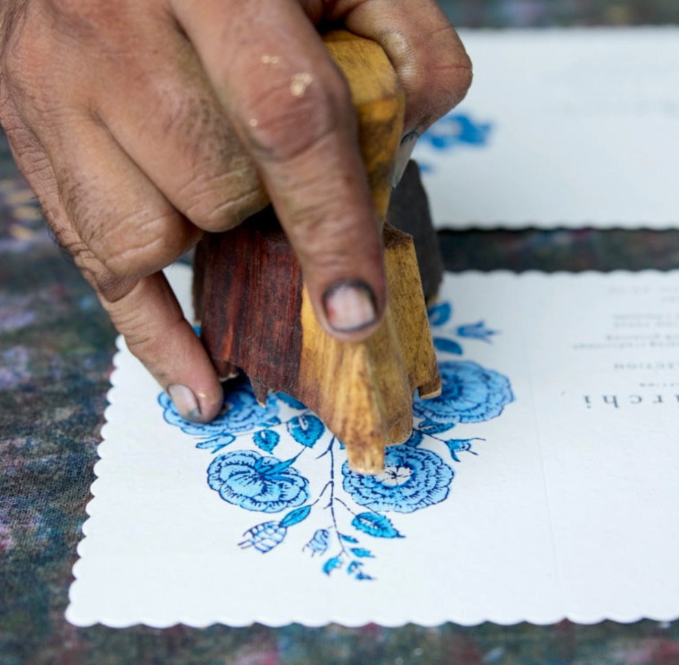 Gulab Sapphire Notecard